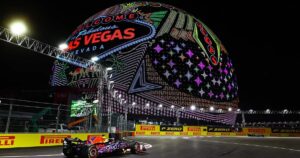 Gran Premio de Las Vegas EN VIVO: Tras difícil comienzo, Checo Pérez avanza a los primeros diez lugares