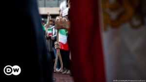 Irán ejecuta a tres presos por su participación en atentados – DW – 13/11/2023