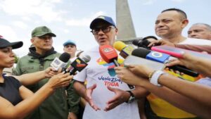 Jorge Rodríguez acusa al gobierno de Guyana de aplicar una campaña “guerrerista” contra Venezuela