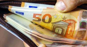 La banca española ofrece depósitos en Europa entre el 3% y el 5%, pese a que en España la remuneración es menor