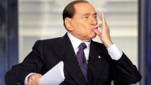 Los hijos de Berlusconi retiran las ayudas económicas y pisos a las chicas 'Bunga Bunga'