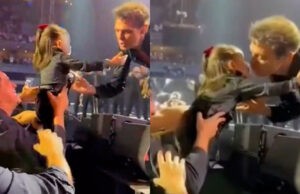 Luis Miguel desata polémica por besar a una niña en concierto