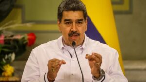 Maduro le pide a Biden que levante las sanciones contra Venezuela