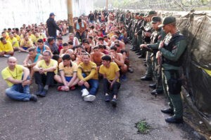 Más de 500 reos de “La Cuarta” fueron trasladados a las cárceles de Yare y San Juan de Los Morros