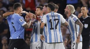 Messi, ofendido con uruguayos por derrotar a Argentina en Eliminatorias