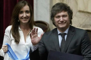 Milei renuncia a su cargo como diputado para asumir la presidencia de Argentina