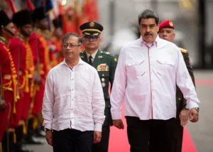 Petro viajará de nuevo a Venezuela tras reunirse en EEUU en el Foro Apec
