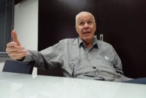 Rafael Simón Jiménez cree que Venezuela debe defender efectivamente aguas territoriales