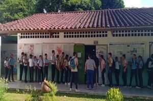Rechazo de Fenasopadres y FVM al simulacro de referendo por el Esequibo en Liceos Venezolanos