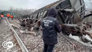 Rusia indaga "acto terrorista" tras descarrilamiento de tren – DW – 12/11/2023