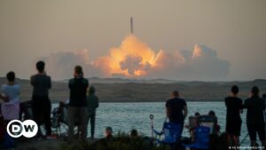 Starship de SpaceX despega con éxito, pero vuelve a explotar – DW – 18/11/2023