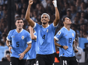 Uruguay venció 2-0 a Argentina y le quitó el invicto en las eliminatorias