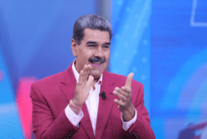 VIDEO: el playlist de Maduro en Spotify, como una Encava bajando a La Guaira
