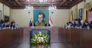 Venezuela y Hungría firman memorándum de entendimiento en áreas estratégicas