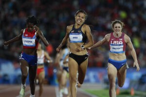 ¡Orgullo nacional! Joselyn Brea repitió la dosis con su segundo oro en Santiago (Video)