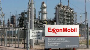 Acciones de ExxonMobil caen tras referéndum consultivo en Venezuela - Yvke Mundial
