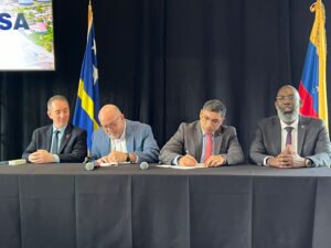 Acuerdo Pdvsa-Refinería di Kòrsou reactiva comercio entre Venezuela y Curazao