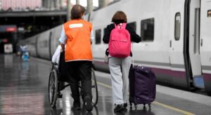 Adif Acerca cerrará el año con récord de asistencias a viajeros con discapacidad: 750.000