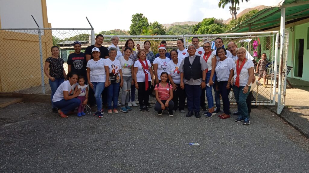 Agasajan a más de 60 niños en San Juan de los Morros
