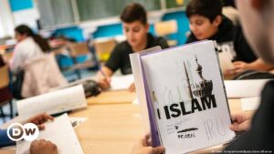 Alemania dejará de recibir sus imames de Turquía – DW – 14/12/2023