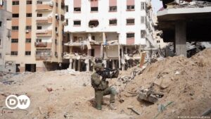 Alemania urge a Israel a proteger civiles en Franja de Gaza – DW – 04/12/2023