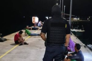 Aruba alerta a venezolanos interceptados en el mar que serán detenidos y no tendrán asilo