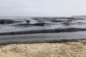 Aruba permanece en alerta por derrame de petróleo en El Palito