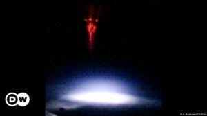 Astronauta toma imágenes de extraño fenómeno sobre la Tierra – DW – 08/12/2023