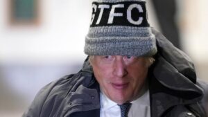 Boris Johnson asegura que fue "logísticamente imposible" seguir las normas del confinamiento en Downing Street