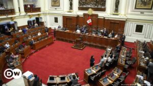 Congreso de Perú debatirá si destituye a Junta de Justicia – DW – 12/12/2023