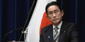 Dimiten cuatro miembros del Gobierno de Japón por el escándalo de recaudación de fondos