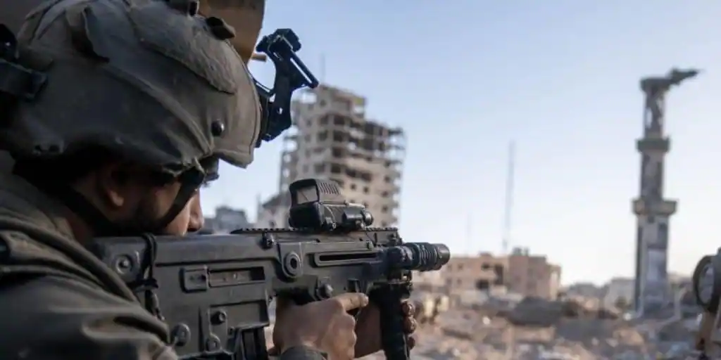 El Ejército israelí anuncia la toma de la sede de Inteligencia de Hamás en el campo de refugiados de Jan Yunis