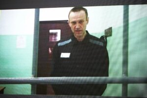 El opositor ruso Alexei Navalny, trasladado a un lugar "desconocido"