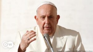 El papa Francisco pide acelerar la transición ecológica – DW – 02/12/2023