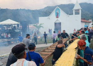 En Trujillo prepararon la hallaca más grande de Venezuela