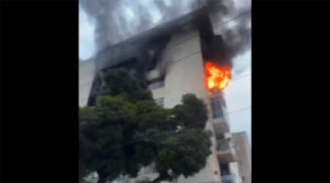 Fallecen dos personas en incendio de su apartamento