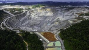 Gobierno panameño dice que las actividades de minera canadiense "han terminado" - AlbertoNews