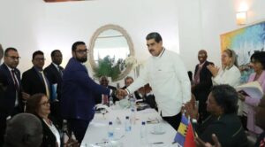 Guyana y Venezuela descartan la fuerza en su controversia