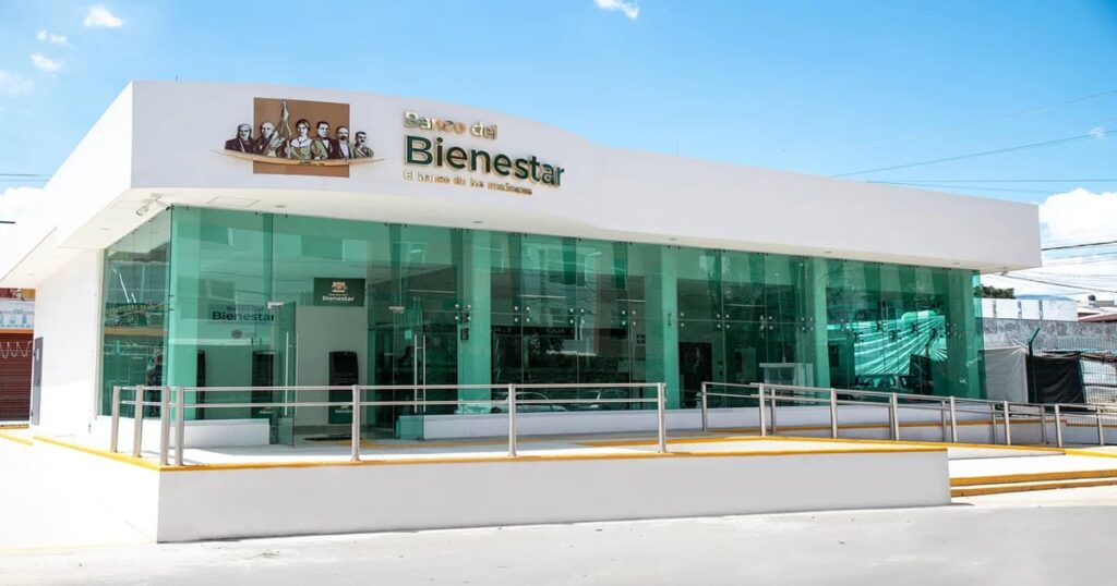 Hombres intentan robar Banco del Bienestar en Jalisco y arrancan cajero automático de la sucursal