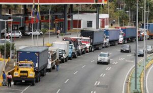 Restricción de horarios y velocidad controlada para vehículos de carga pesada