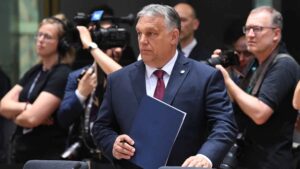 Hungría bloquea la ayuda a Ucrania por 50.000 millones de euros - AlbertoNews