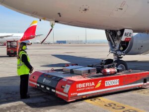 Iberia desmiente la mediación del Gobierno y asegura que seguirá negociando bilateralmente con los sindicatos
