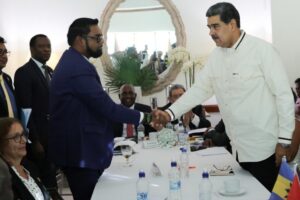 Irfaan Ali y Maduro dispuestos a seguir dialogando, tras primera reunión