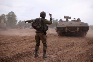 Israel comienza su ofensiva terrestre sobre el sur de la Franja de Gaza