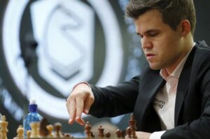 La Federacin de Ajedrez castiga a su nmero uno: Carlsen, multado con 10.000 euros