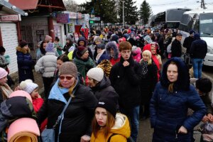 La Ucrania en el exilio vuelve a casa por Navidad