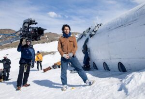 'La sociedad de la nieve', de Bayona, nominada a mejor película de habla no inglesa en los Globos de Oro
