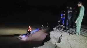 Localizan cuerpo del chofer desaparecido por accidente en el río Zulia