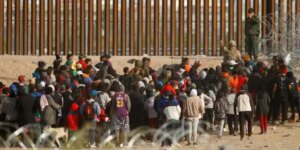 López Obrador obedece a EE.UU. y ordena desalojar campamentos de inmigrantes en la frontera