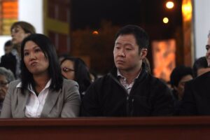 Los hijos de Fujimori se desplazan hasta la prisión de Barbadillo ante la posible excarcelación del expresidente peruano